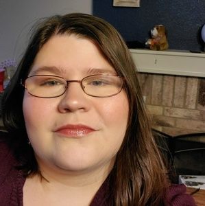 Meet your Posher, Kristin